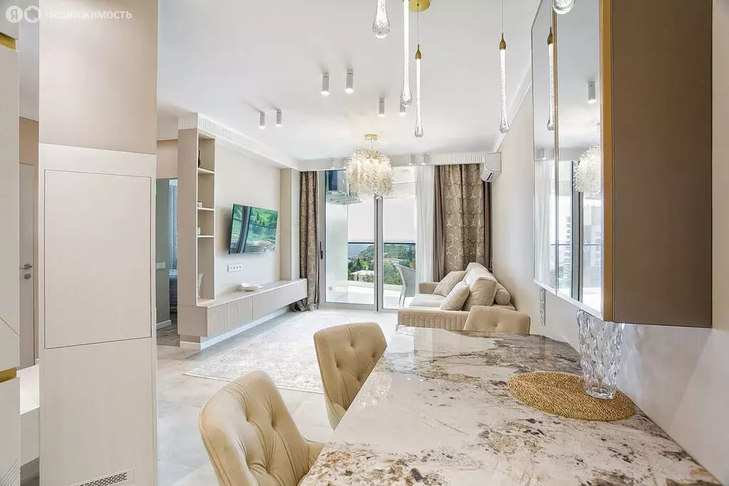 2-комнатная квартира: Форос, улица Космонавтов, 4В (60.5 м) - Фото 1