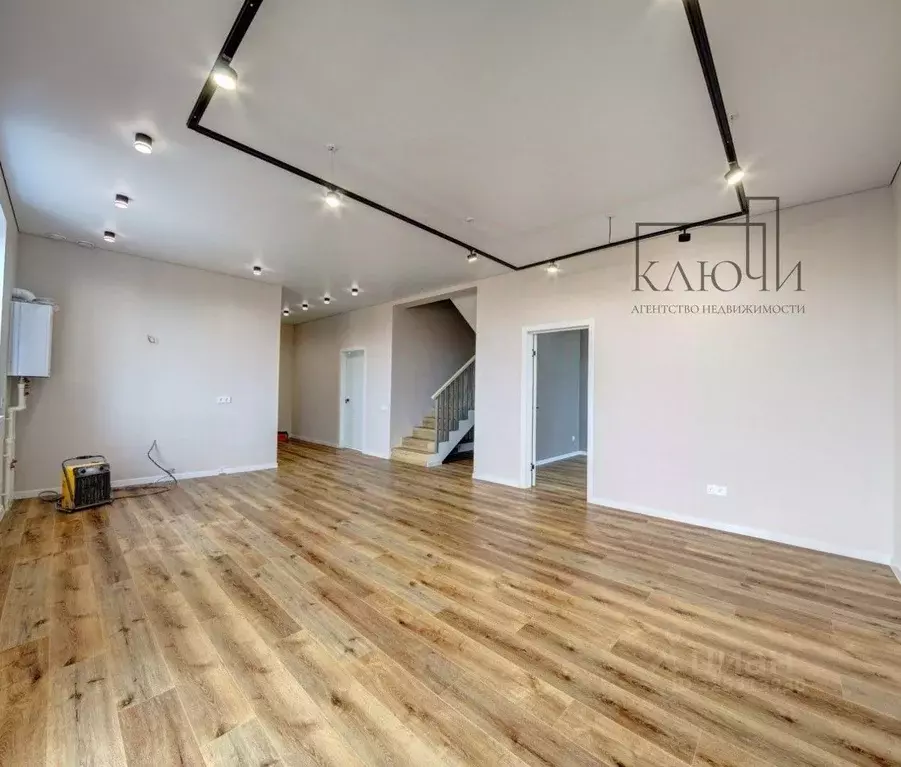 Дом в Башкортостан, Абзелиловский район, Краснобашкирский сельсовет, ... - Фото 1