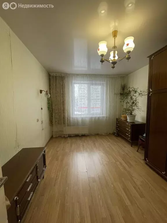 2-комнатная квартира: Киров, улица Риммы Юровской, 7 (50 м) - Фото 1