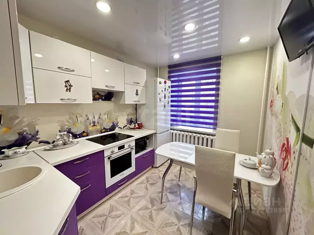 3-к кв. Курганская область, Курган Заозерный жилрайон, 3-й мкр, 11А ... - Фото 1