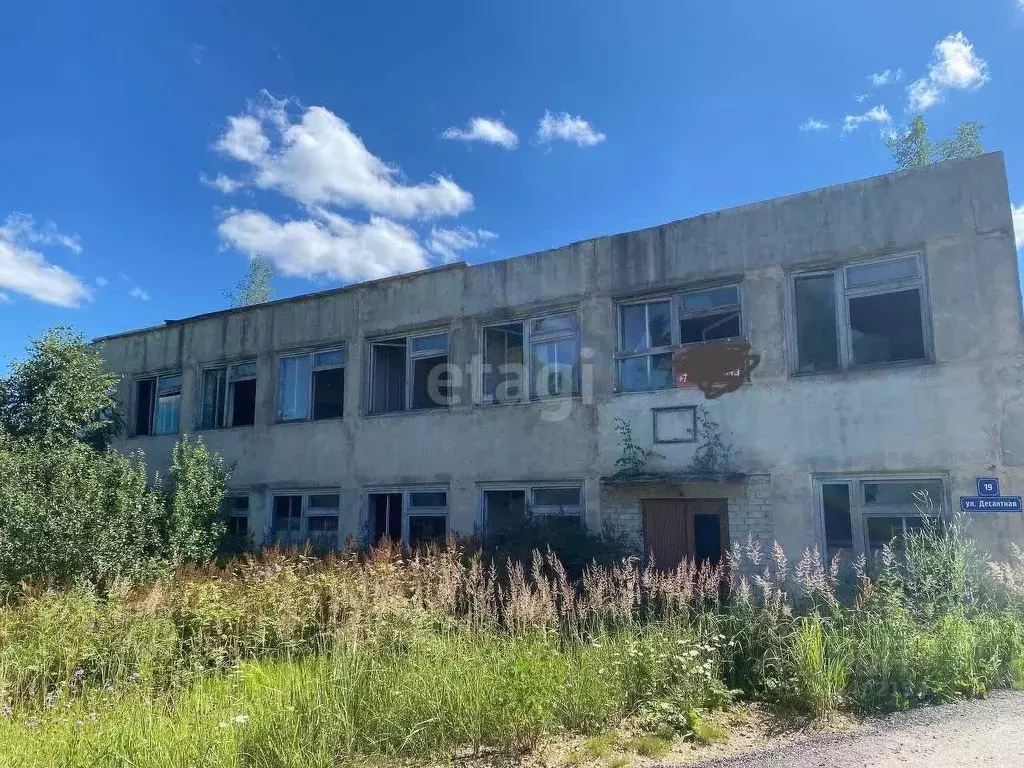 Помещение свободного назначения в Смоленская область, с. Угра ул. ... - Фото 1