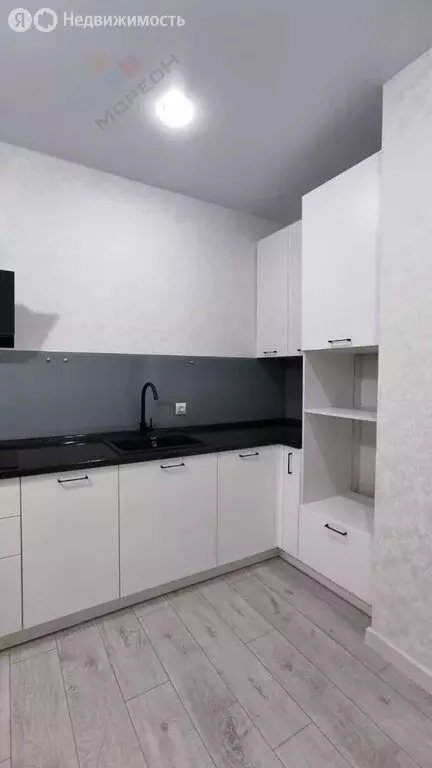 2-комнатная квартира: Краснодар, Адмиралтейский бульвар, 3к3 (61.8 м) - Фото 1
