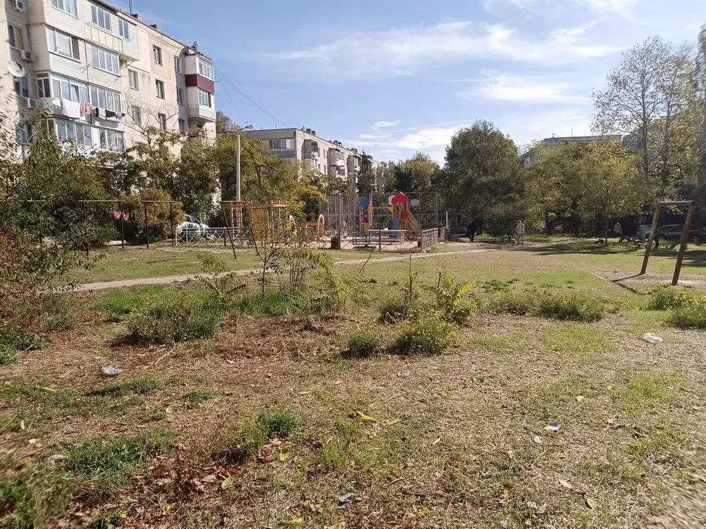 Комната Севастополь ул. Чехова, 6 (18.0 м) - Фото 1