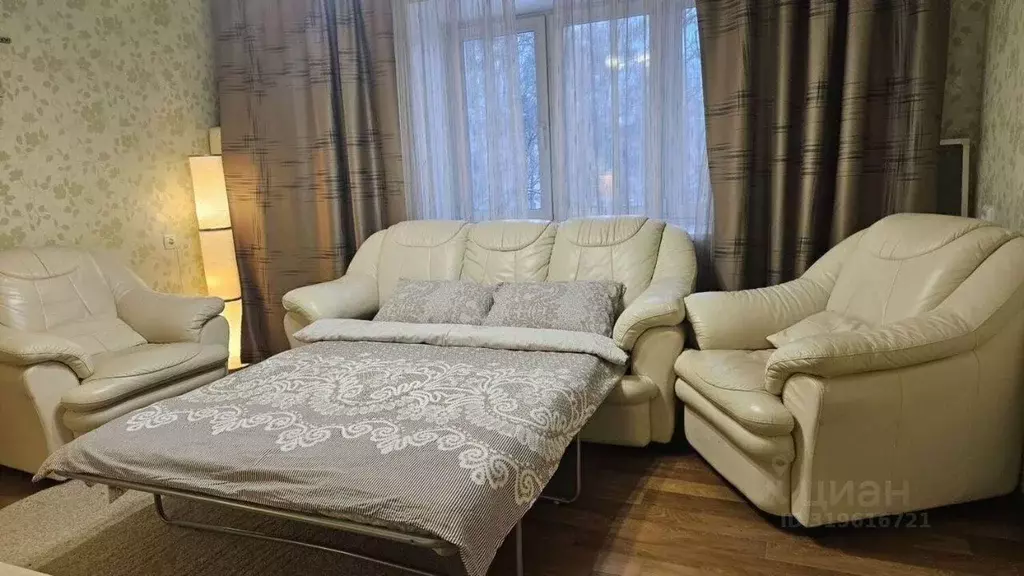 2-к кв. Ярославская область, Ярославль ул. Свердлова, 100 (55.0 м) - Фото 0
