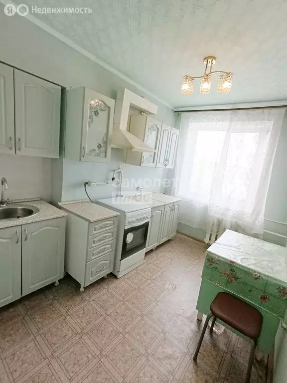 2-комнатная квартира: Комсомольск-на-Амуре, улица Гагарина, 8 (42 м) - Фото 2