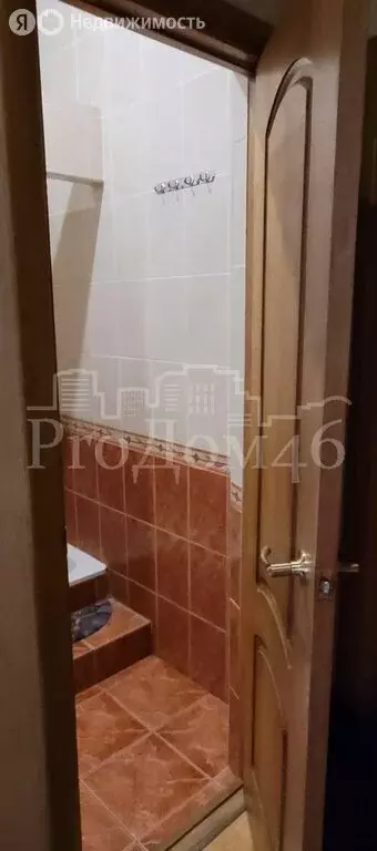 1-комнатная квартира: Курск, улица Димитрова, 52 (43 м) - Фото 2