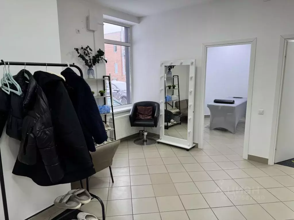 Помещение свободного назначения в Калужская область, Обнинск просп. ... - Фото 1