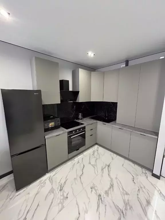 2-к кв. Астраханская область, Астрахань Автомобильная ул., 8 (45.0 м) - Фото 1