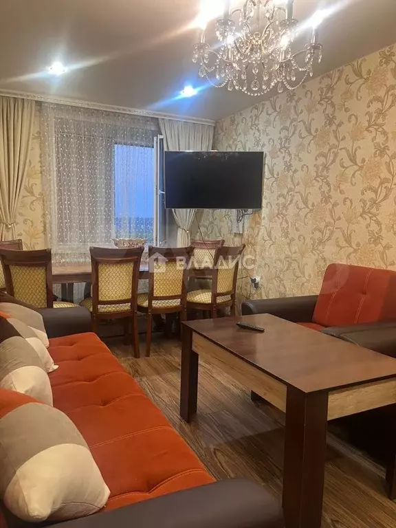 2-к. квартира, 61 м, 9/9 эт. - Фото 1