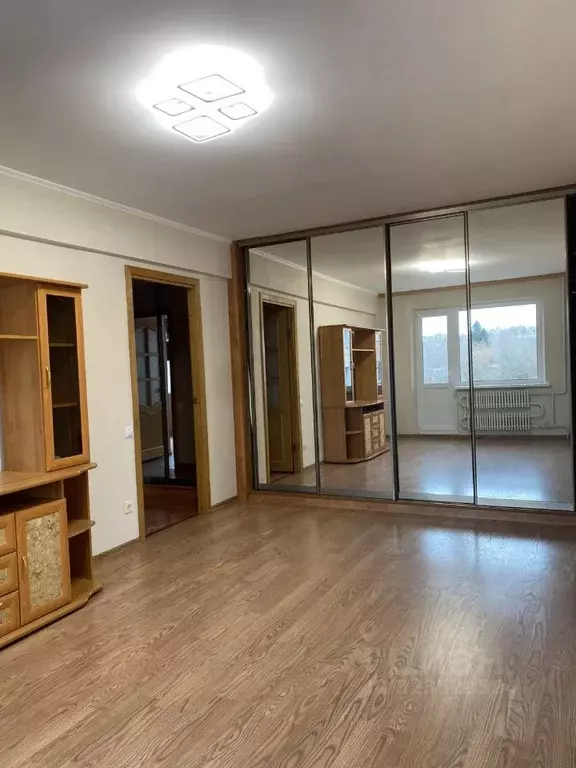 4-к кв. Омская область, Омск ул. Лукашевича, 3А (60.0 м) - Фото 1