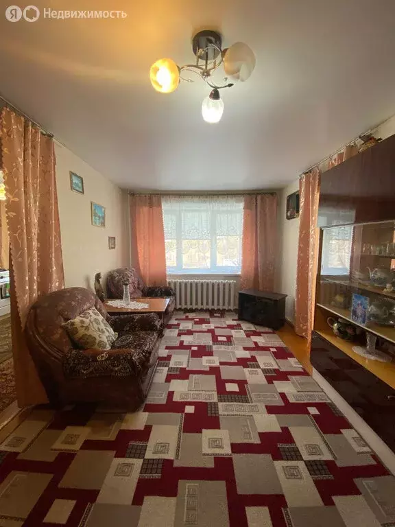 2-комнатная квартира: Еманжелинск, улица Ленина, 35 (38.9 м) - Фото 1