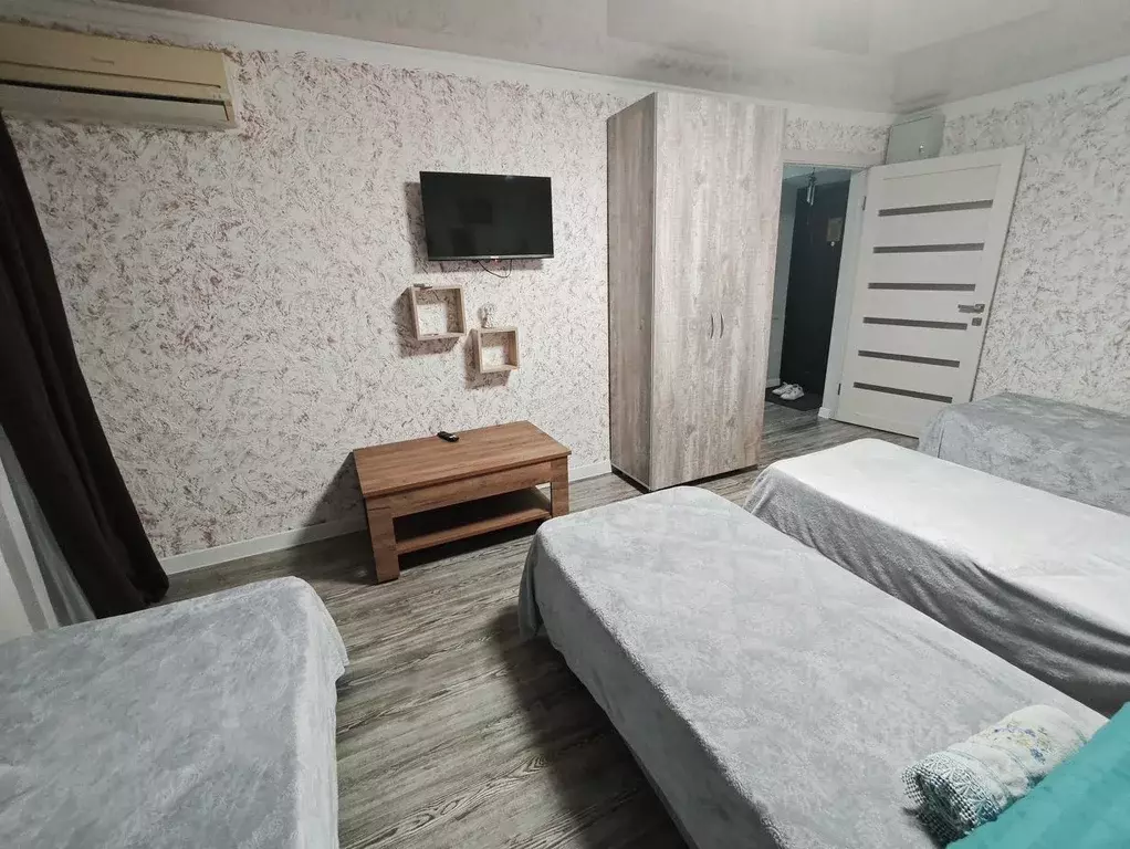 3-к кв. Ростовская область, Шахты Текстильная ул., 13 (75.0 м) - Фото 1