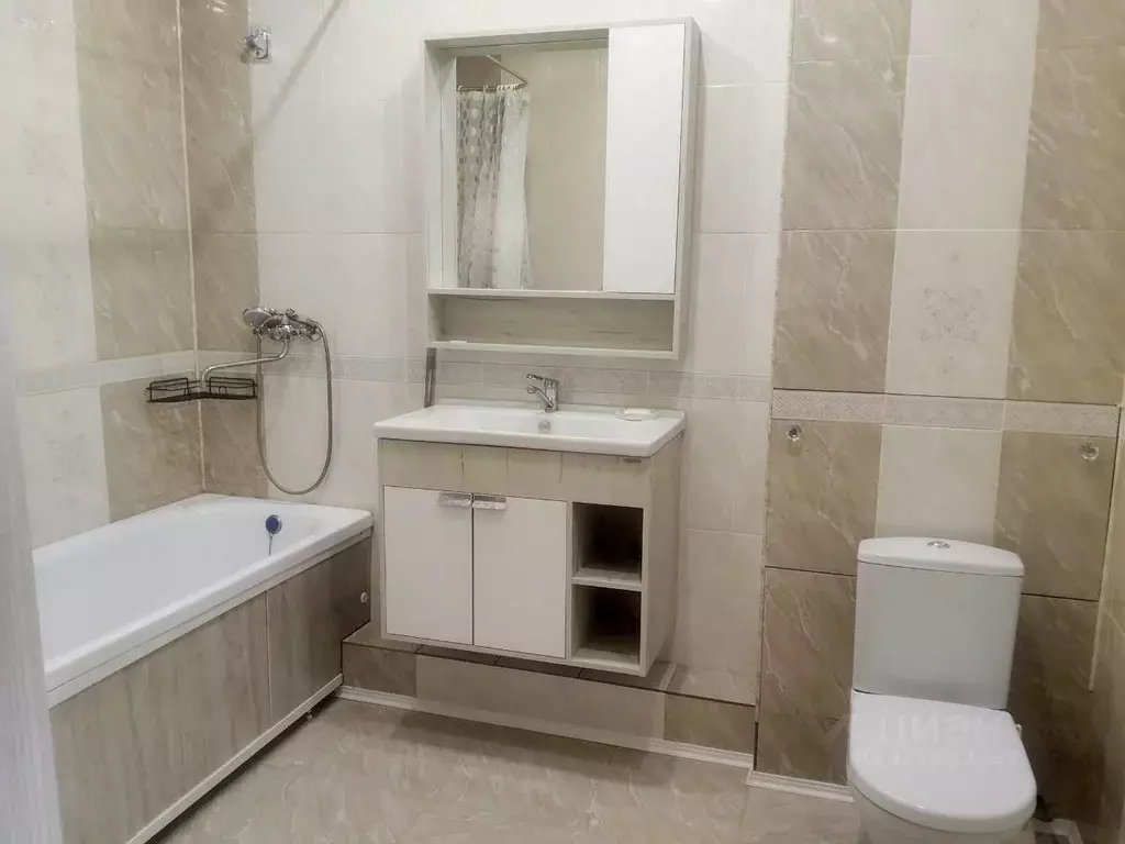 1-к кв. Калужская область, Калуга Азаровская ул., 40к2 (33.7 м) - Фото 1