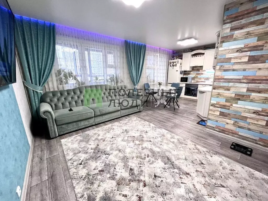 3-к кв. Красноярский край, Красноярск ул. Карамзина, 21 (81.7 м) - Фото 1