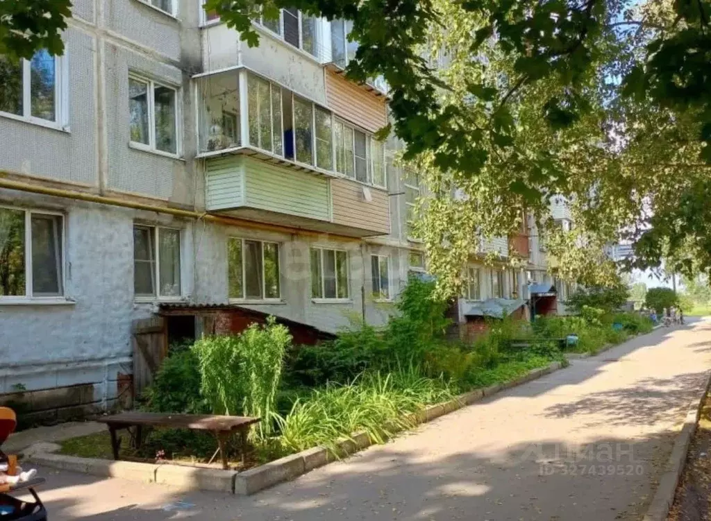 2-к кв. Калужская область, Малоярославецкий муниципальный округ, с. ... - Фото 2