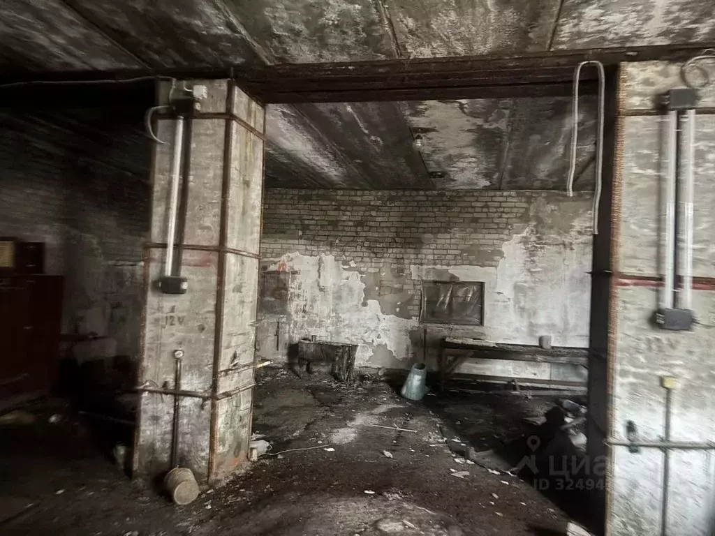 Помещение свободного назначения в Саратовская область, Балашов ул. ... - Фото 2