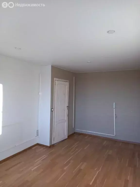 1к в 8-комнатной квартире (16.8 м) - Фото 2
