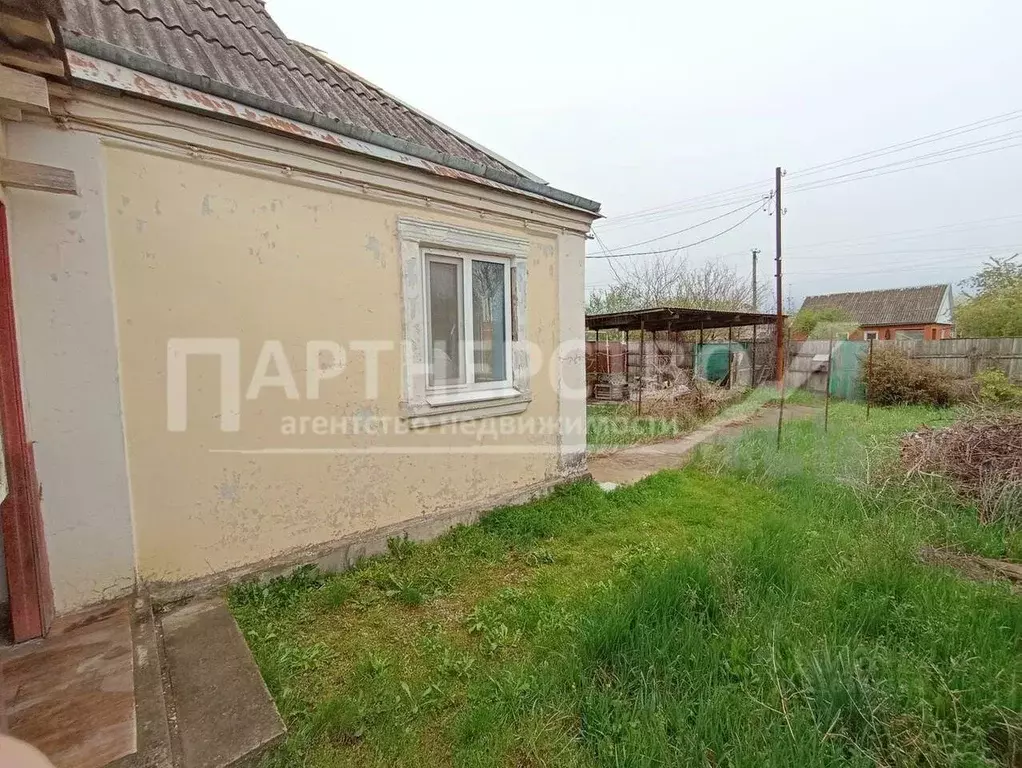 Дом в Краснодарский край, Северская ст-ца ул. Энгельса (49 м) - Фото 1