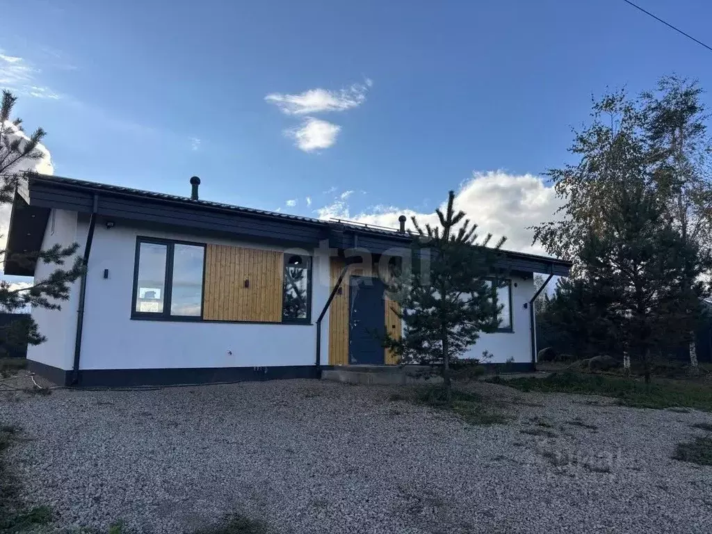 Дом в Псковская область, Псковский район, Логозовская волость, д. ... - Фото 1