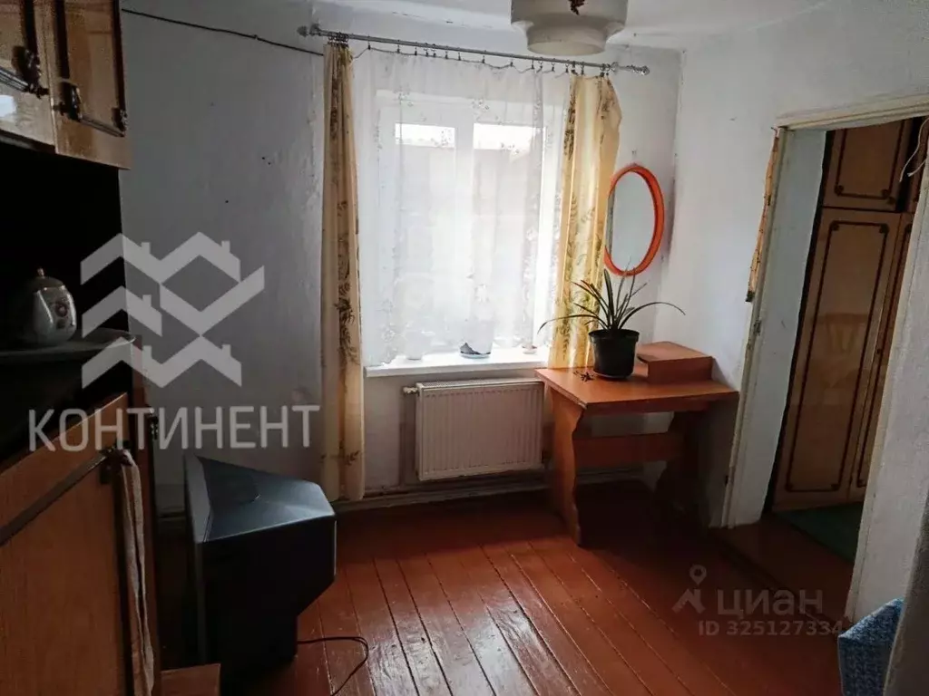 Дом в Крым, Черноморский район, Далековское с/пос, с. Зоряное ул. ... - Фото 1