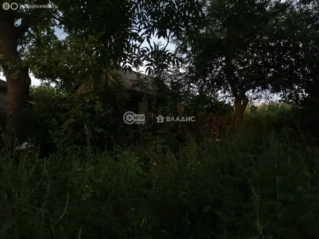 Дом в село Землянск, улица Хмелевка, 18 (137.5 м) - Фото 1