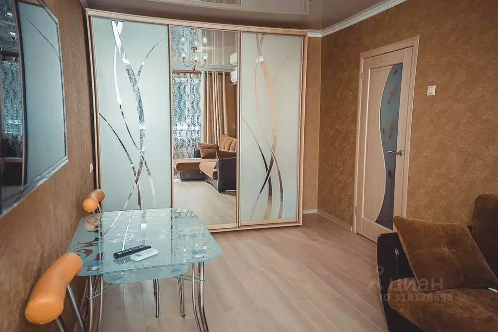 1-к кв. Крым, Симферополь ул. Тренева, 2 (34.0 м) - Фото 1