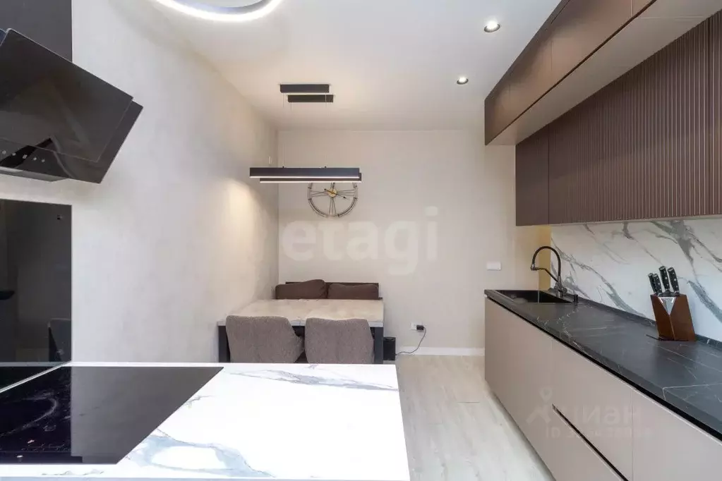 4-к кв. Тюменская область, Тюмень ул. Муравленко, 9 (92.0 м) - Фото 1