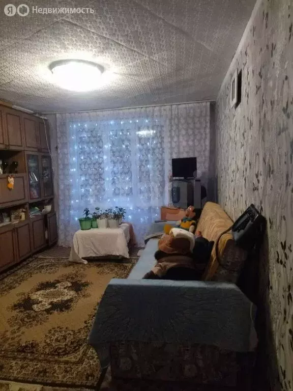 2-комнатная квартира: Алапаевск, улица Зои Космодемьянской, 33 (40 м) - Фото 1