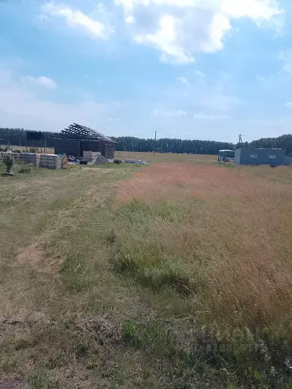 Участок в Омская область, Омский район, с. Усть-Заостровка ул. 16-я ... - Фото 1