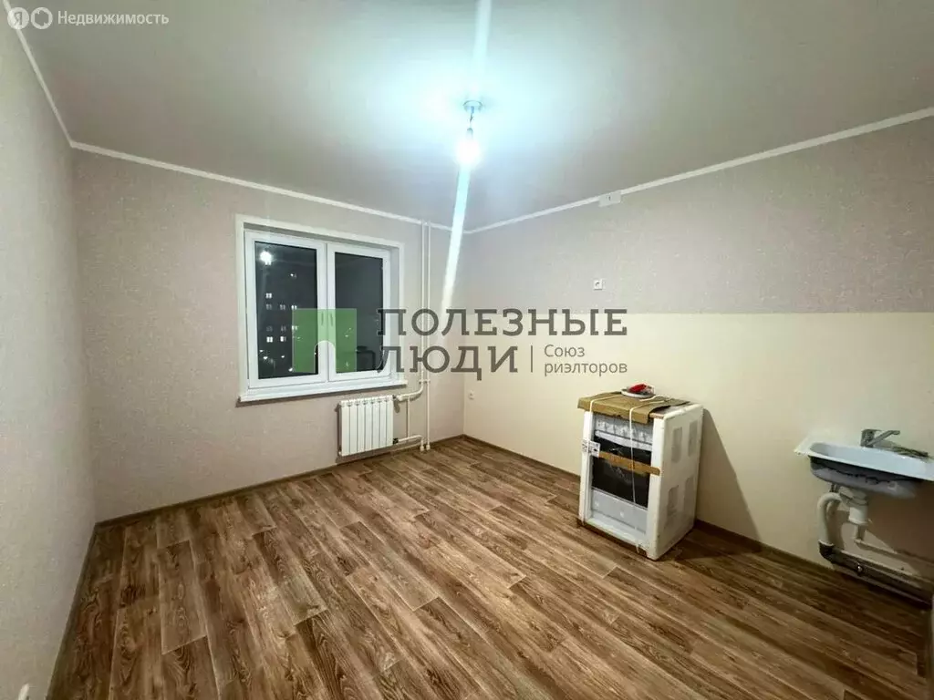 2-комнатная квартира: Жилина, улица Генерала Лаврова, 1к3 (61.7 м) - Фото 2