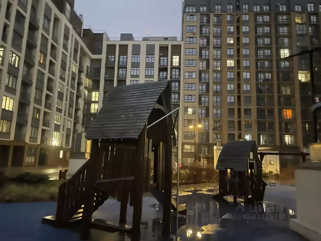 2-к кв. Удмуртия, Ижевск ул. Максима Горького, 151 (52.0 м) - Фото 1