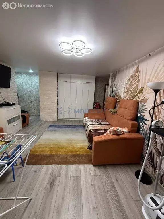 3-комнатная квартира: Нижний Новгород, улица Веденяпина, 6А (58 м) - Фото 1