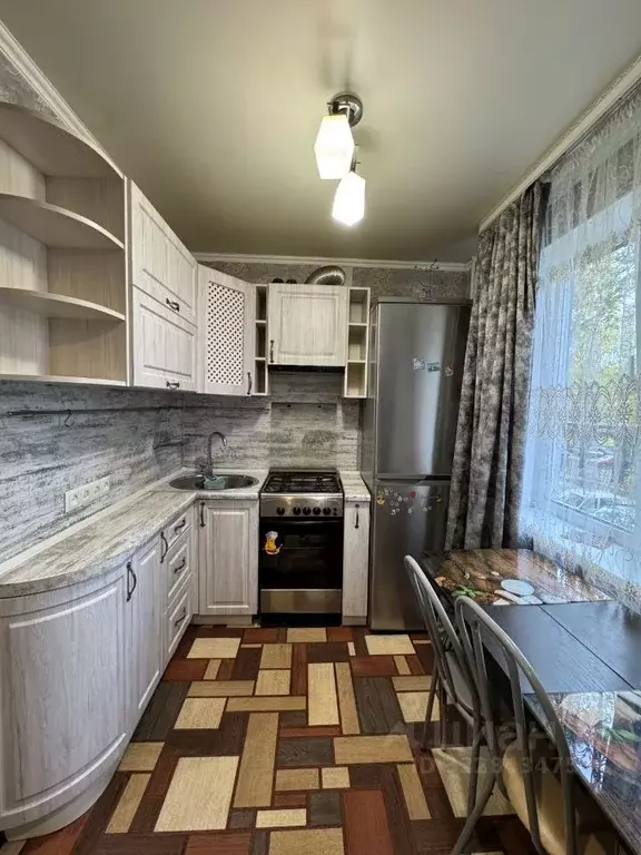 2-к кв. Брянская область, Брянск ул. Горбатова, 11 (48.0 м) - Фото 1