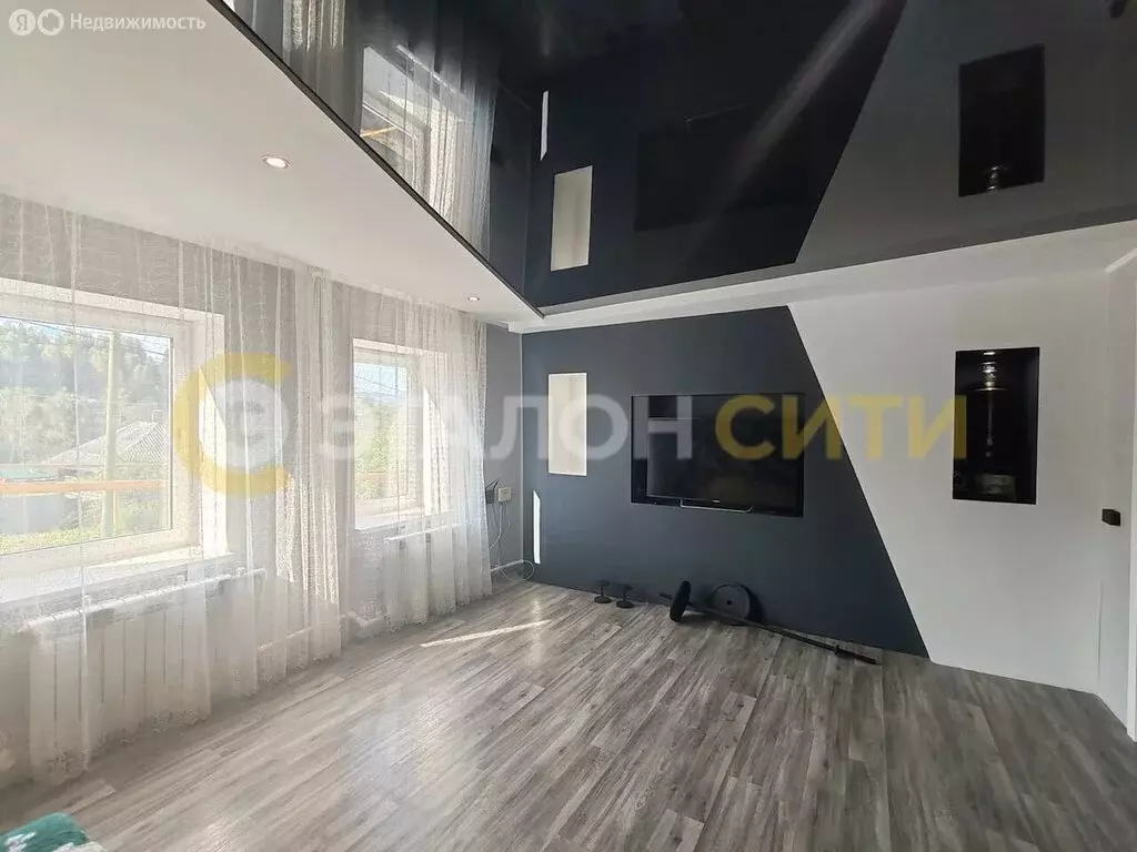 Дом в Златоуст, улица Работницы, 11 (103 м) - Фото 1