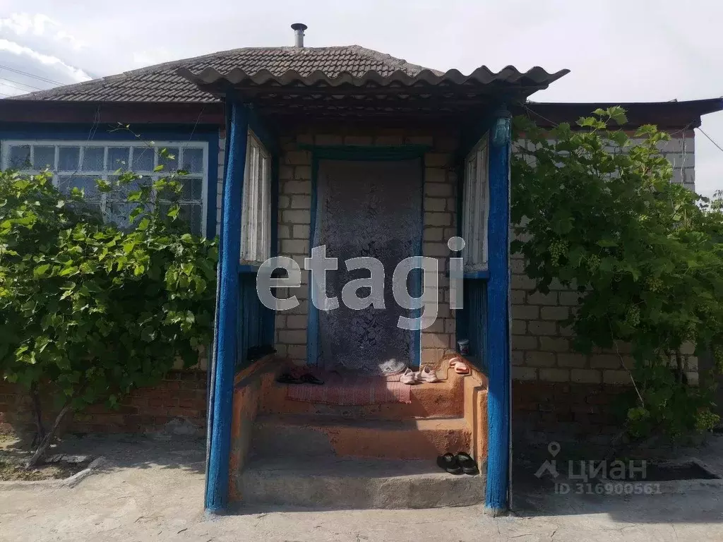 Дом в Белгородская область, Валуйский муниципальный округ, с. Хохлово ... - Фото 0