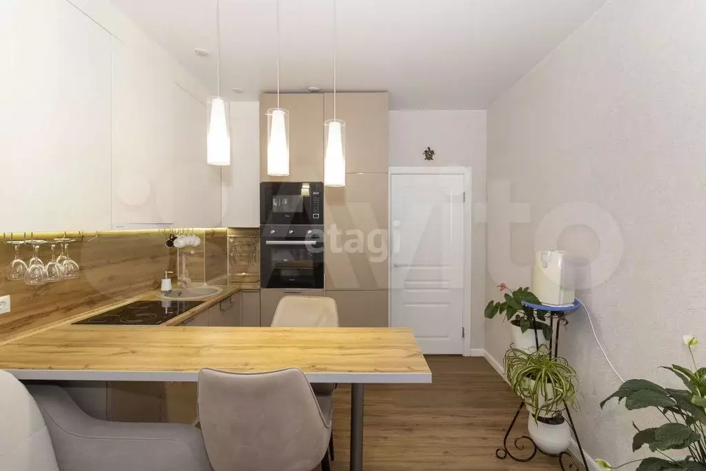 2-к. квартира, 57,1 м, 5/7 эт. - Фото 1