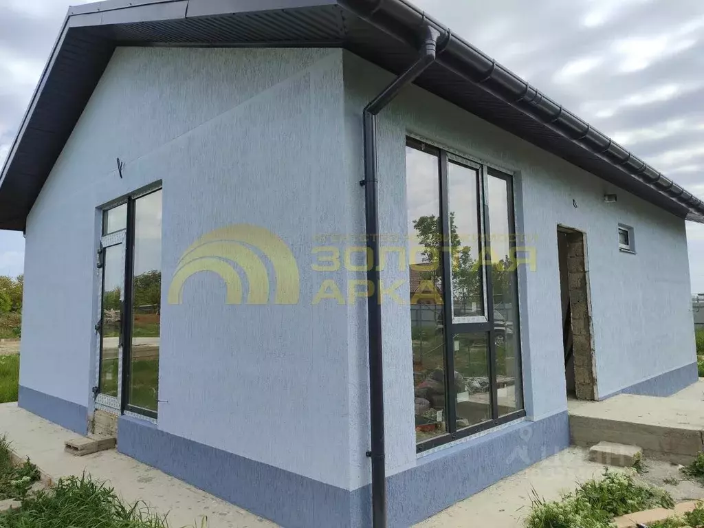 Дом в Краснодарский край, Темрюкский район, Новотаманское с/пос, пос. ... - Фото 1