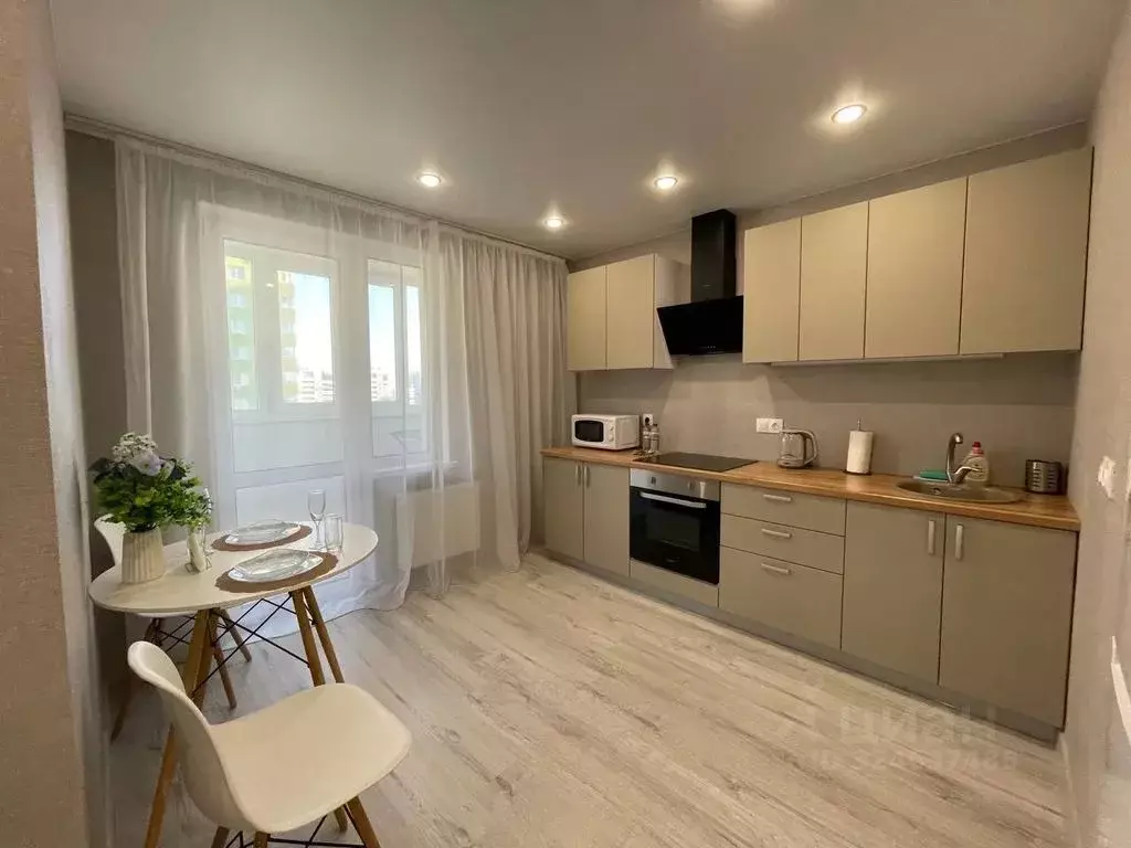 1-к кв. Самарская область, Самара Революционная ул., 101Г (50.0 м) - Фото 2