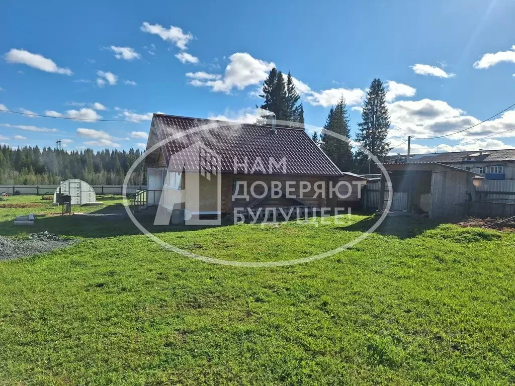 Дом в Пермский край, Горнозаводск Горнозаводский район, Дружба мкр, 22 ... - Фото 2