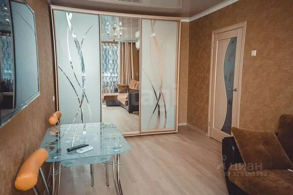 1-к кв. Крым, Симферополь ул. Тренева (32.0 м) - Фото 2