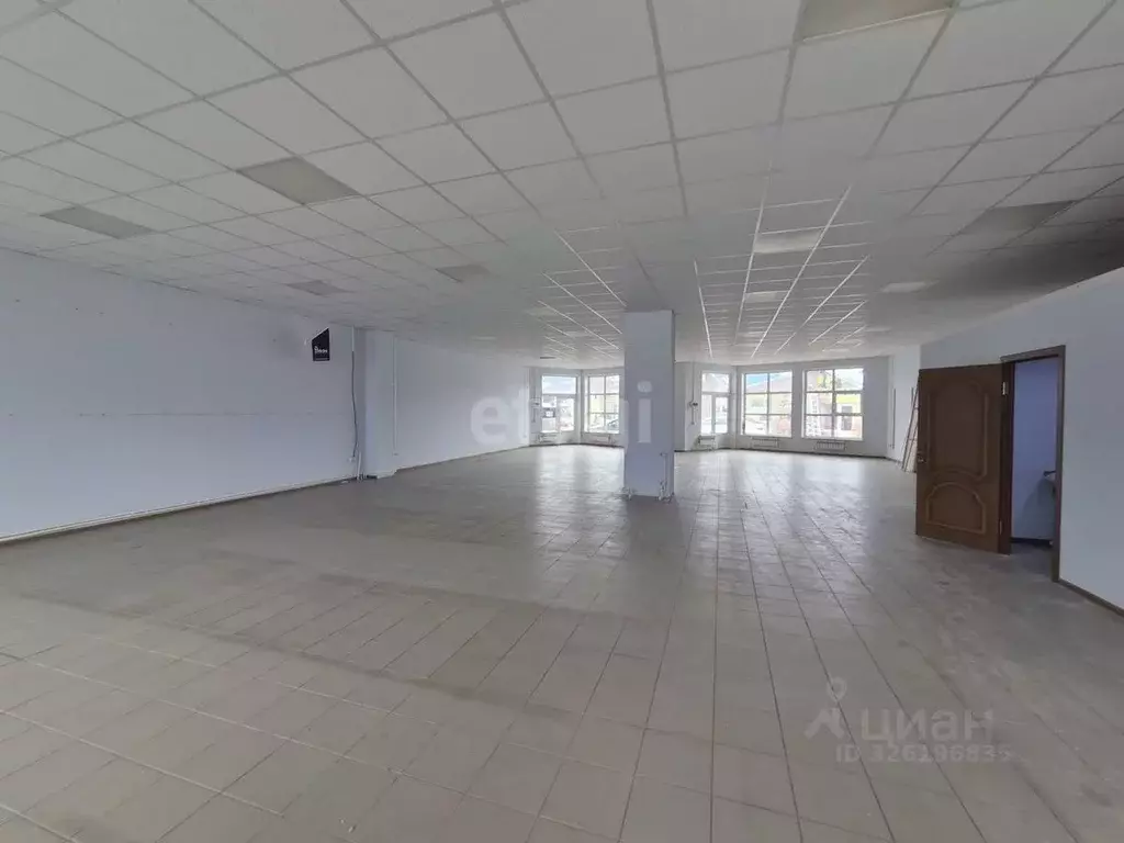 Торговая площадь в Краснодарский край, Ейск Армавирская ул. (219 м) - Фото 2