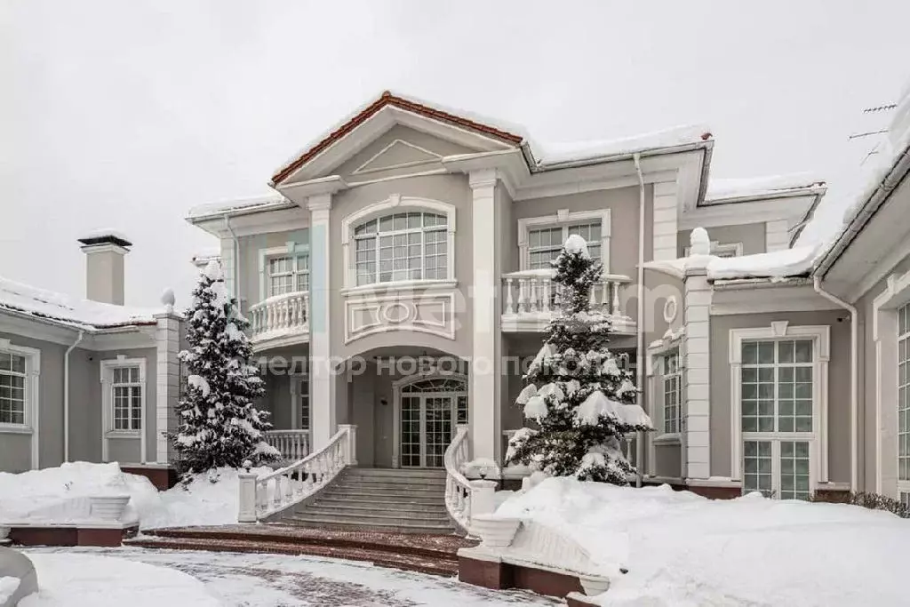 Продается дом в пос. Базы Отдыха Солнечная Поляна - Фото 1