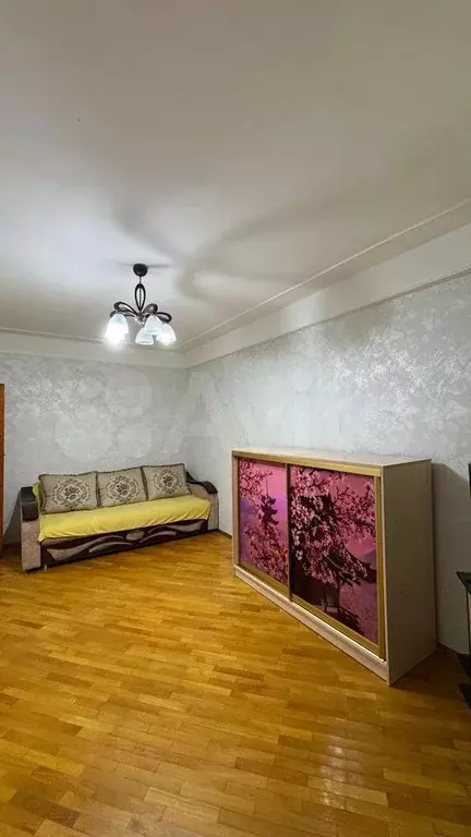 1-к. квартира, 40 м, 1/9 эт. - Фото 1
