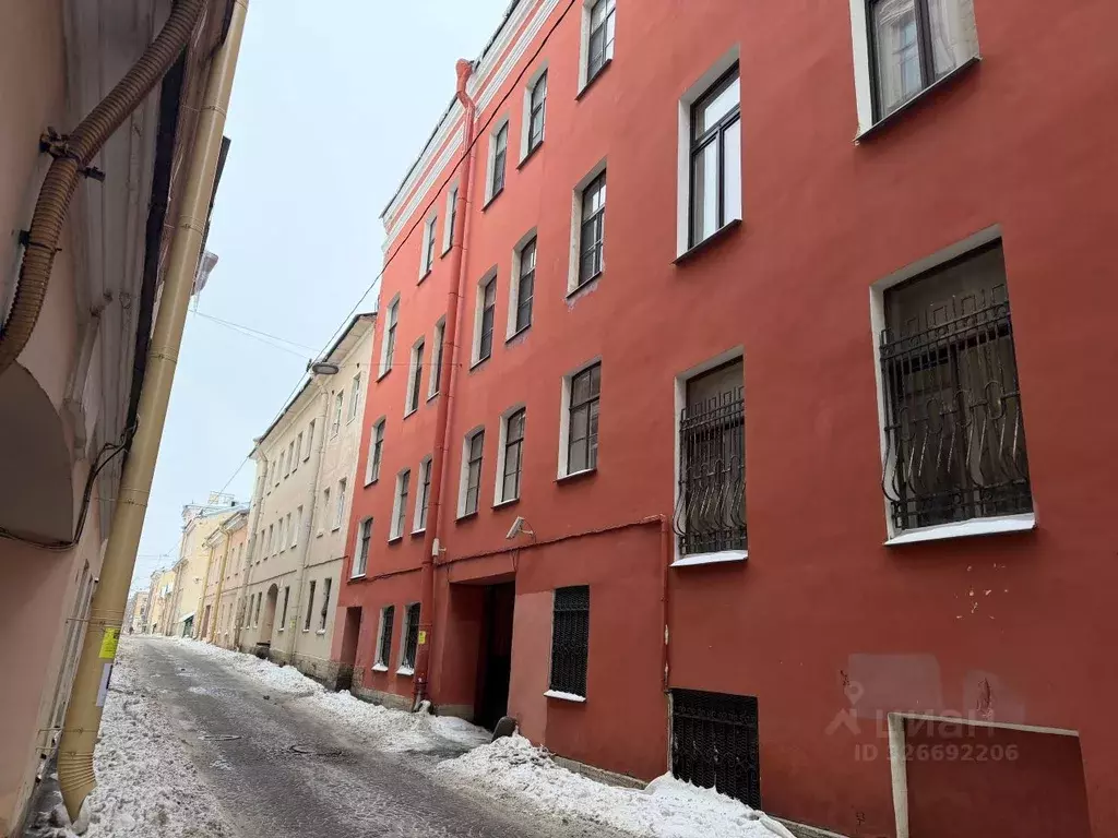 Офис в Санкт-Петербург 1-я Васильевского острова линия, 4 (7 м) - Фото 1