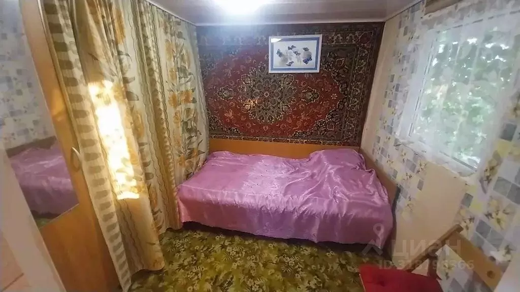 Дом в Краснодарский край, Мостовской пгт ул. Ломоносова, 19 (20 м) - Фото 1