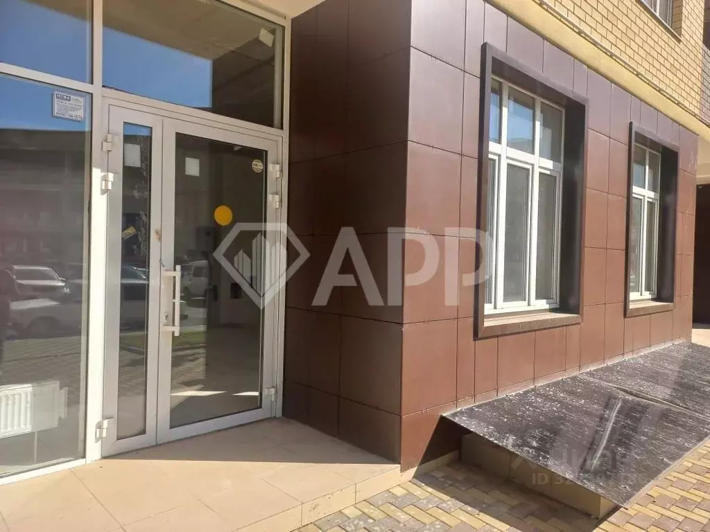 Помещение свободного назначения в Краснодарский край, Краснодар Имени ... - Фото 1