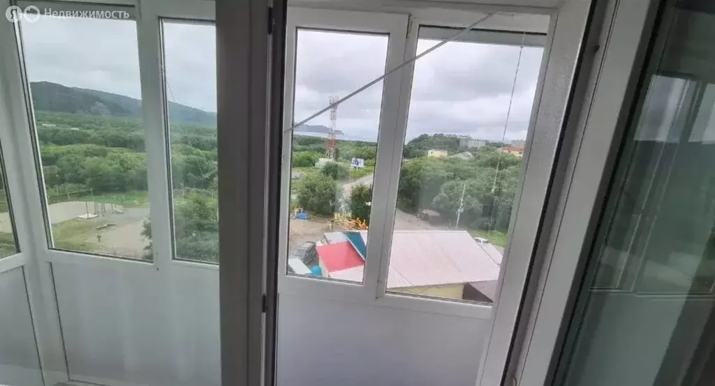 2-комнатная квартира: Петропавловск-Камчатский, улица Петра Ильичёва, ... - Фото 1