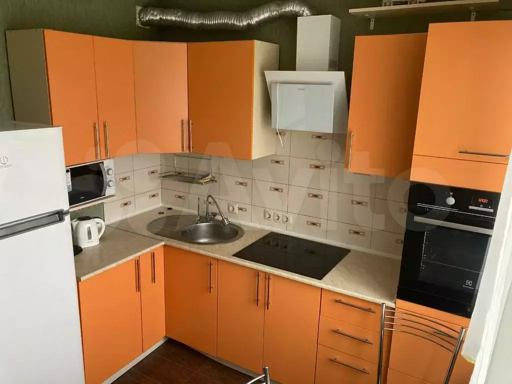 1-к. квартира, 40 м, 4/10 эт. - Фото 0