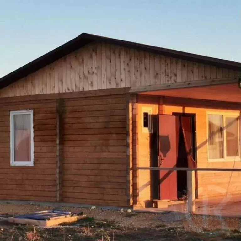 Дом в Крым, Сакский район, с. Молочное ул. Крымская, 42 (48 м) - Фото 2