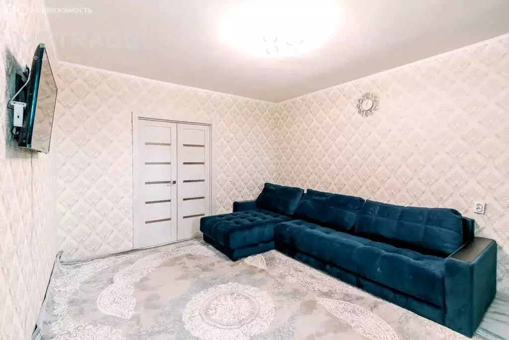 3-комнатная квартира: Новосибирск, Обская улица, 80 (69 м) - Фото 0